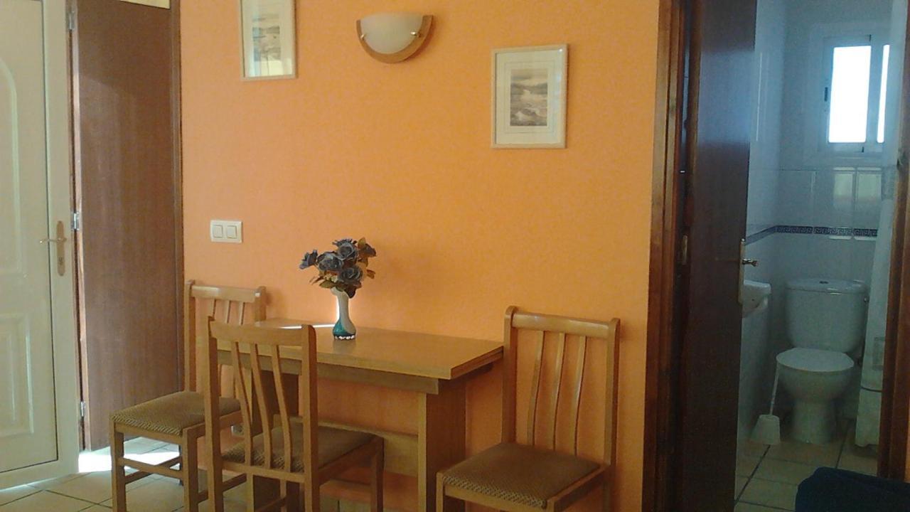 Apartamentos Famara Lloret de Mar Zewnętrze zdjęcie