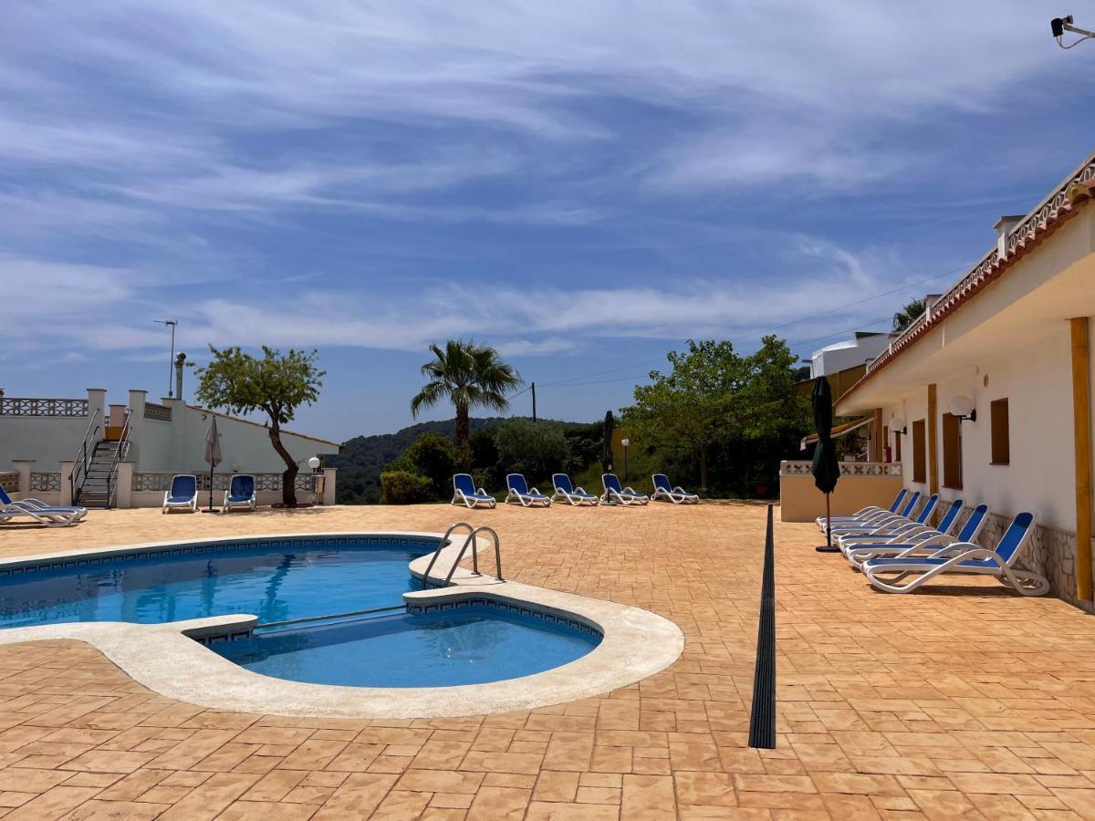 Apartamentos Famara Lloret de Mar Zewnętrze zdjęcie