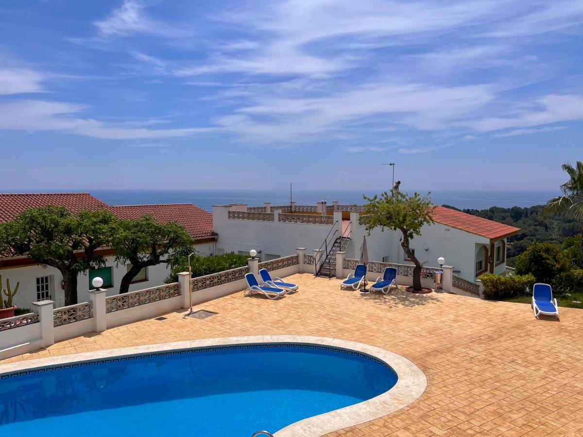 Apartamentos Famara Lloret de Mar Zewnętrze zdjęcie