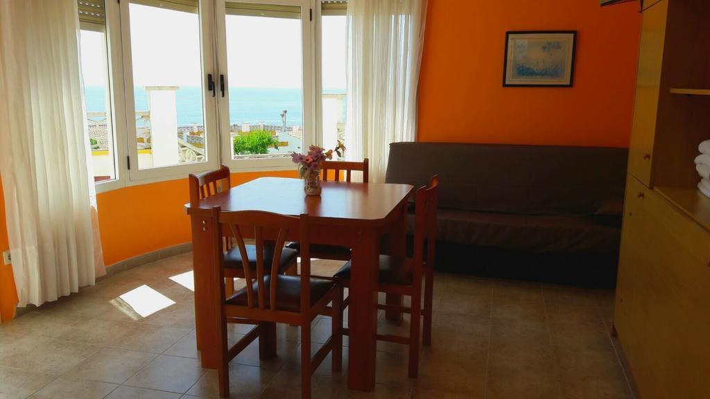 Apartamentos Famara Lloret de Mar Zewnętrze zdjęcie