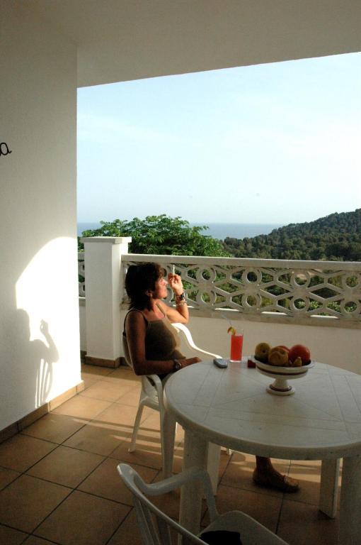Apartamentos Famara Lloret de Mar Pokój zdjęcie