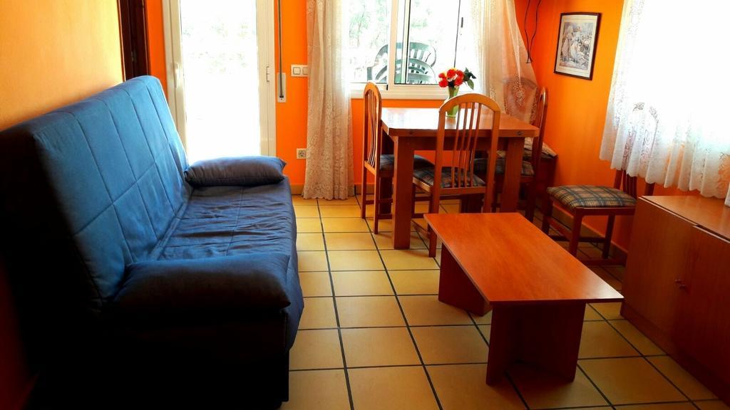 Apartamentos Famara Lloret de Mar Zewnętrze zdjęcie