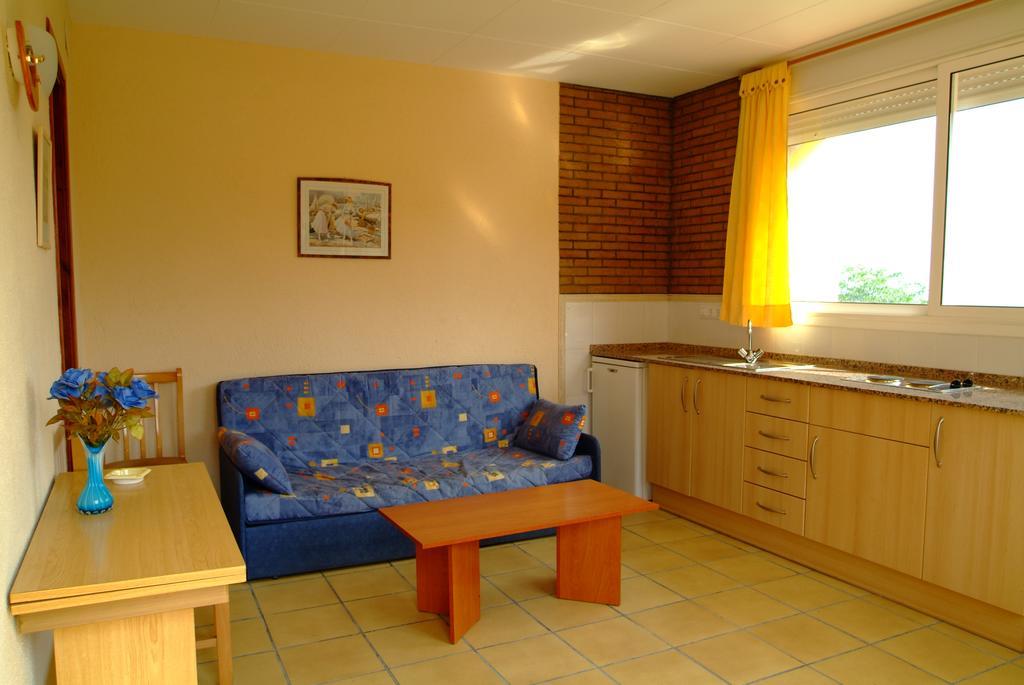 Apartamentos Famara Lloret de Mar Zewnętrze zdjęcie