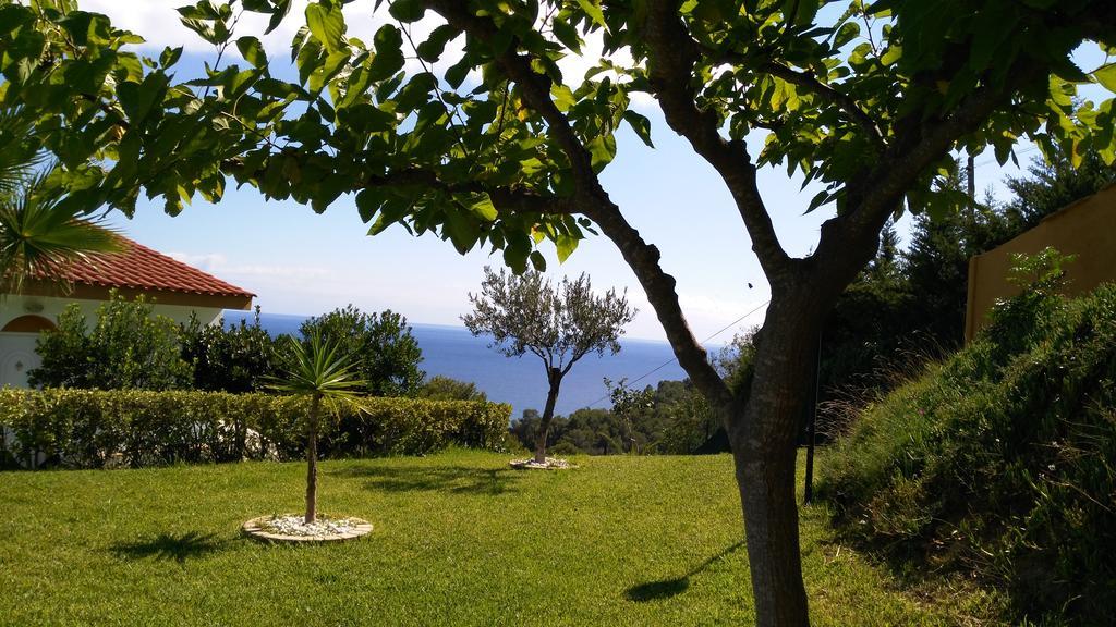 Apartamentos Famara Lloret de Mar Zewnętrze zdjęcie