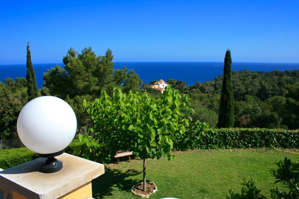 Apartamentos Famara Lloret de Mar Zewnętrze zdjęcie
